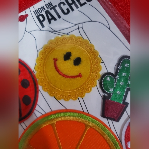 IRON ON PATCHES - Picture 5 of 9